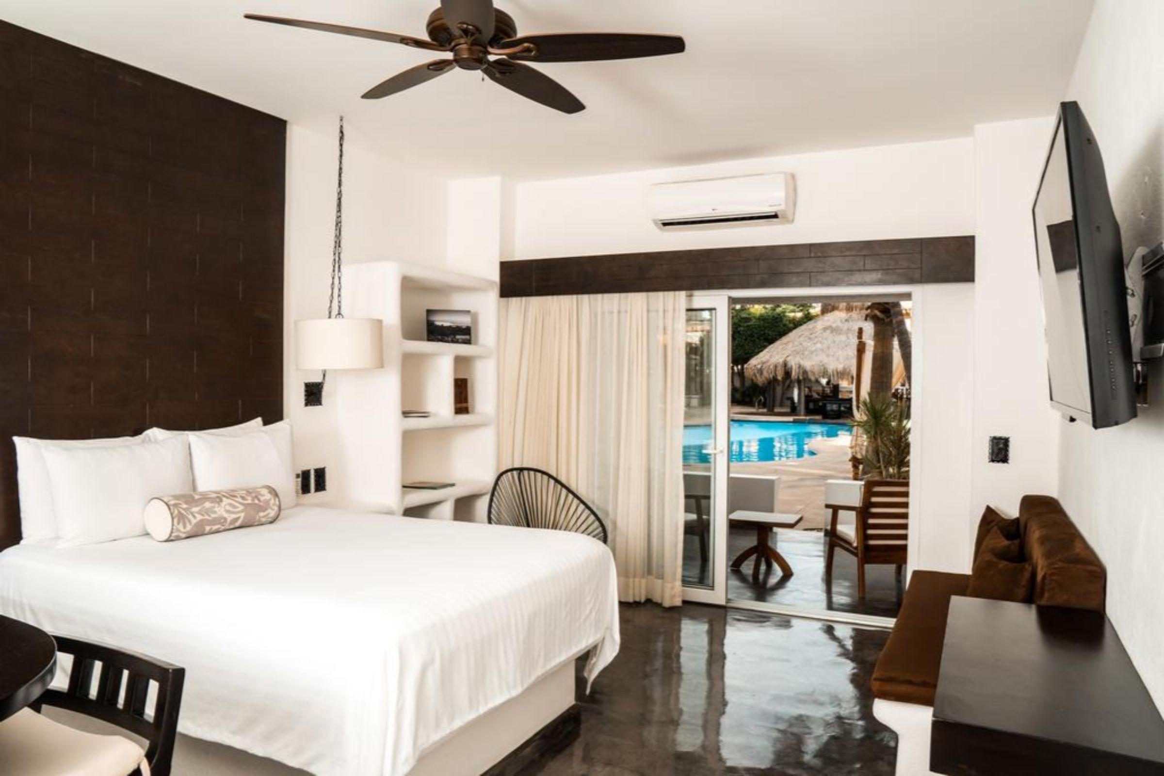 Bahia Hotel & Beach House Cabo San Lucas Exterior photo